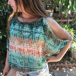 SALE🔥Boho Shear Open/Cold Shoulder Top 🔥